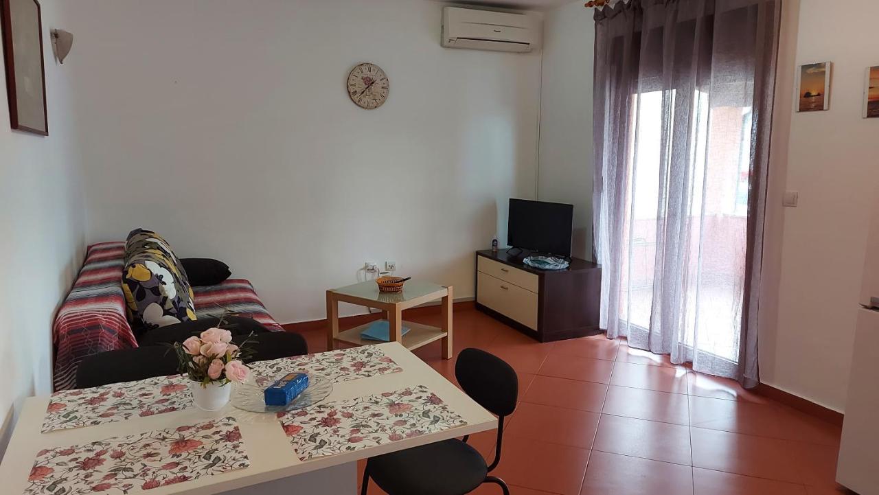 Апартаменты Apartman Porat Пула Экстерьер фото